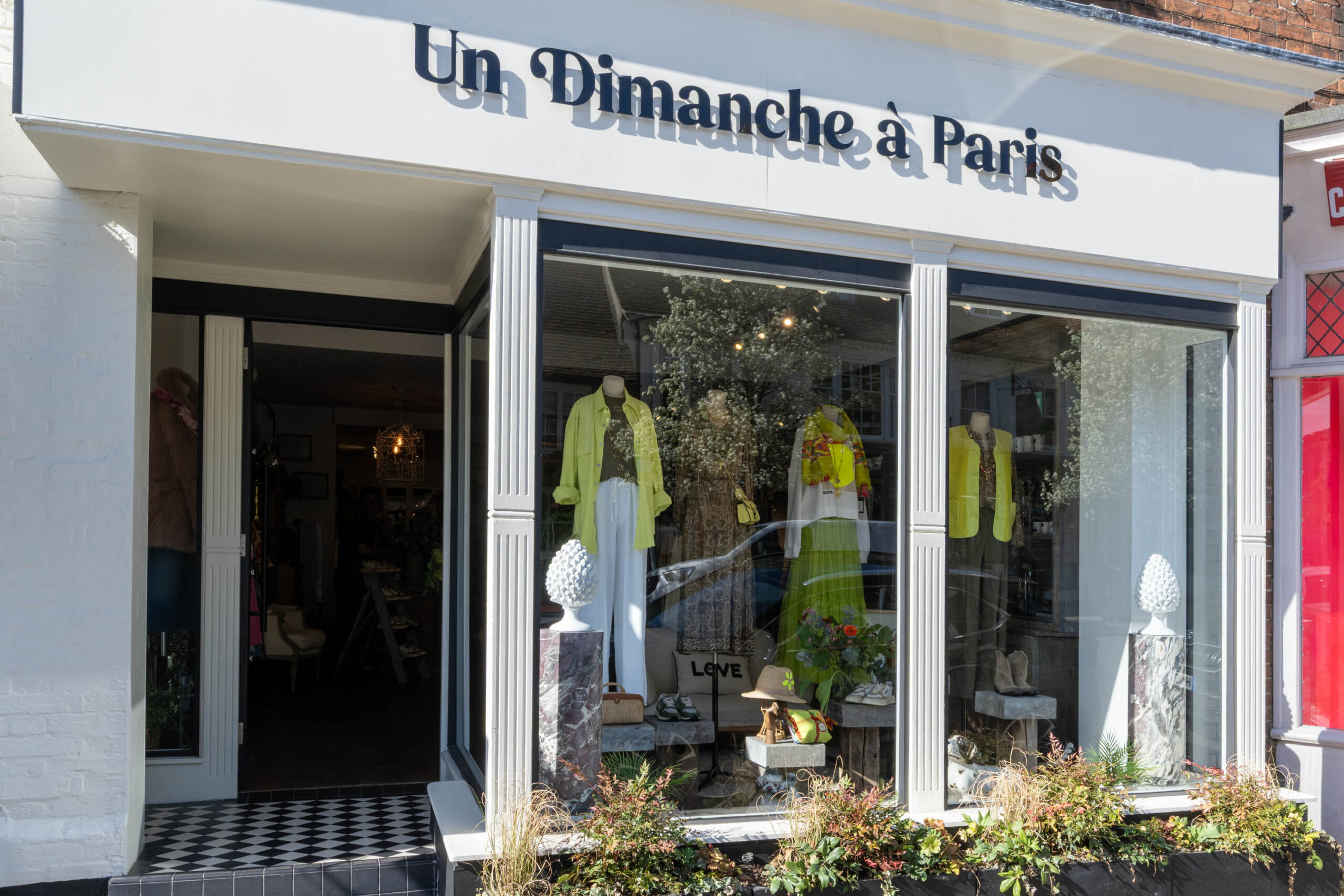Un Dimanche a Paris