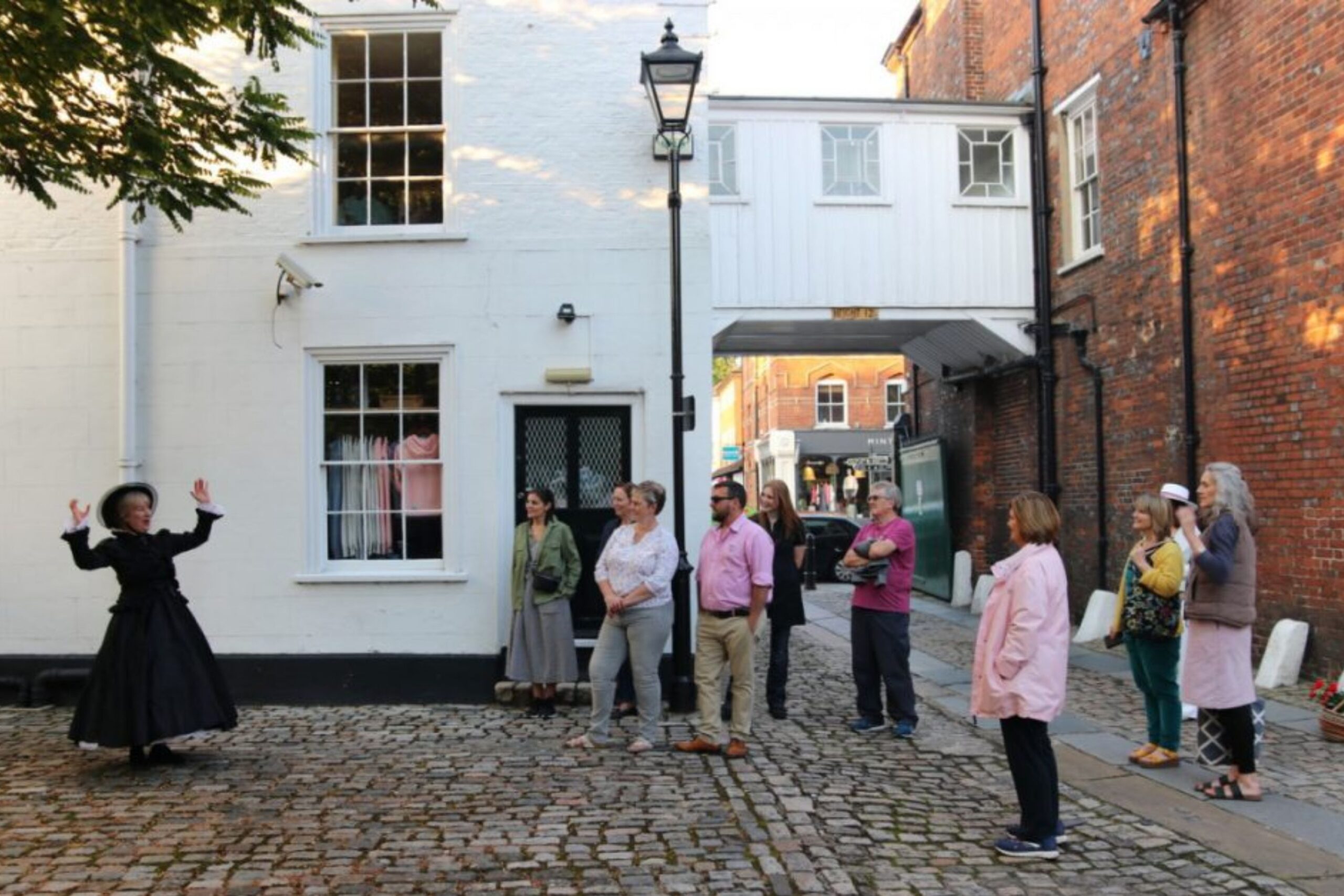 Mary does Marlow