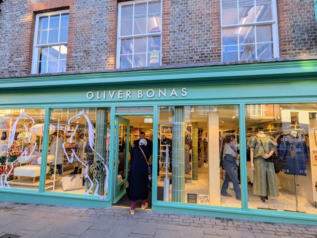 Oliver Bonas 